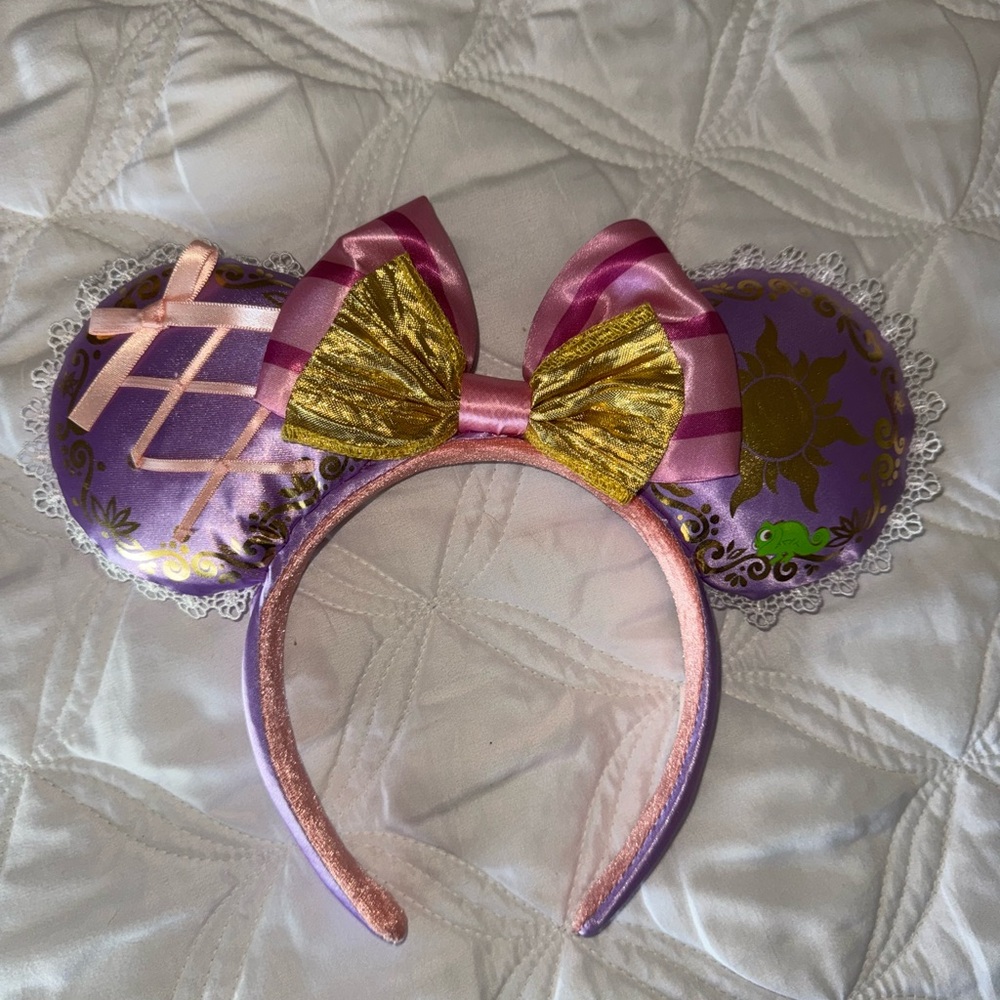 Rapunzel Minnie ears